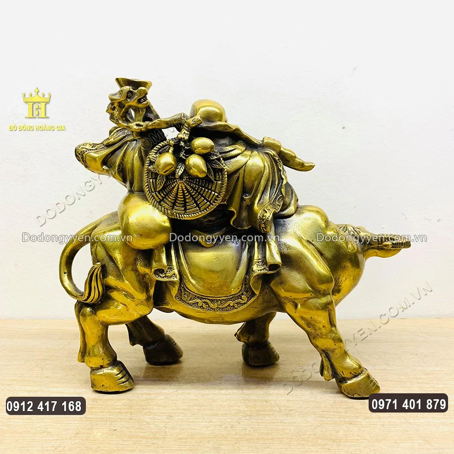 Gia chủ n&ecirc;n đặt vật phẩm l&ecirc;n cao, tại nơi y&ecirc;n tĩnh, sạch sẽ